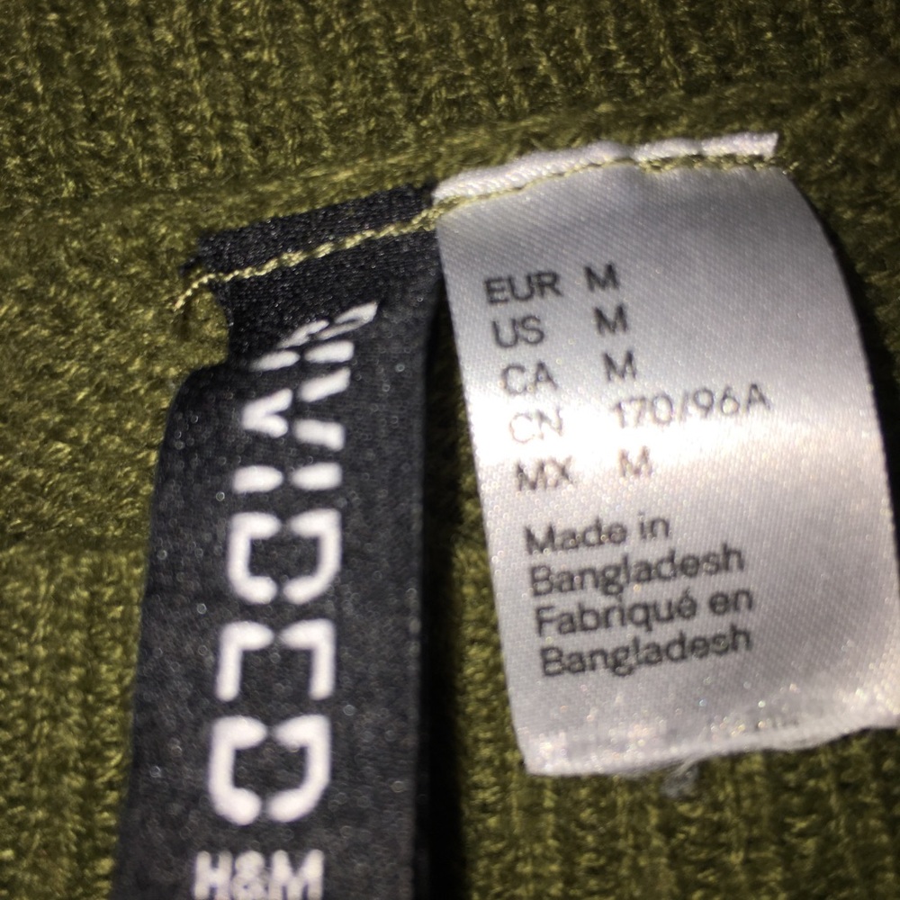 💚SWEATER FROM H&M💚